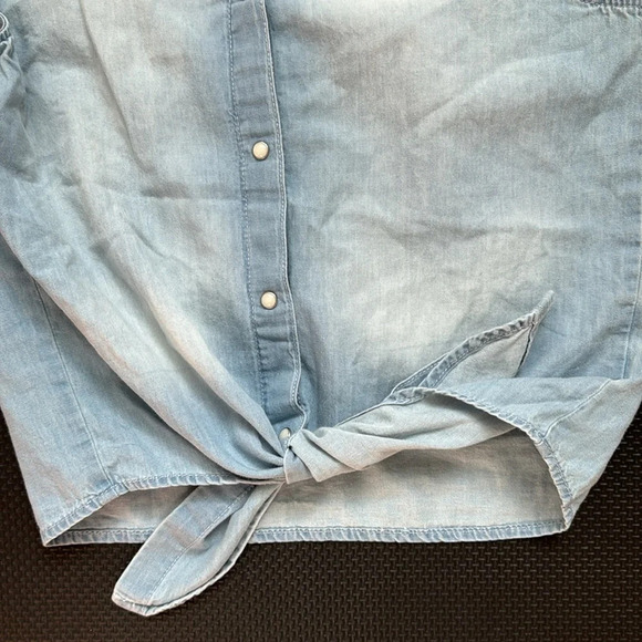 Denim blue Jean Sleeves Shirt front know button up girl size 13/14 Y - Picture 4 of 7